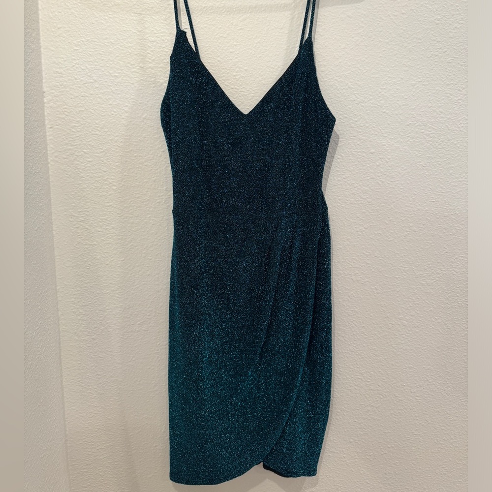Lulu’s bodycon teal mini dress